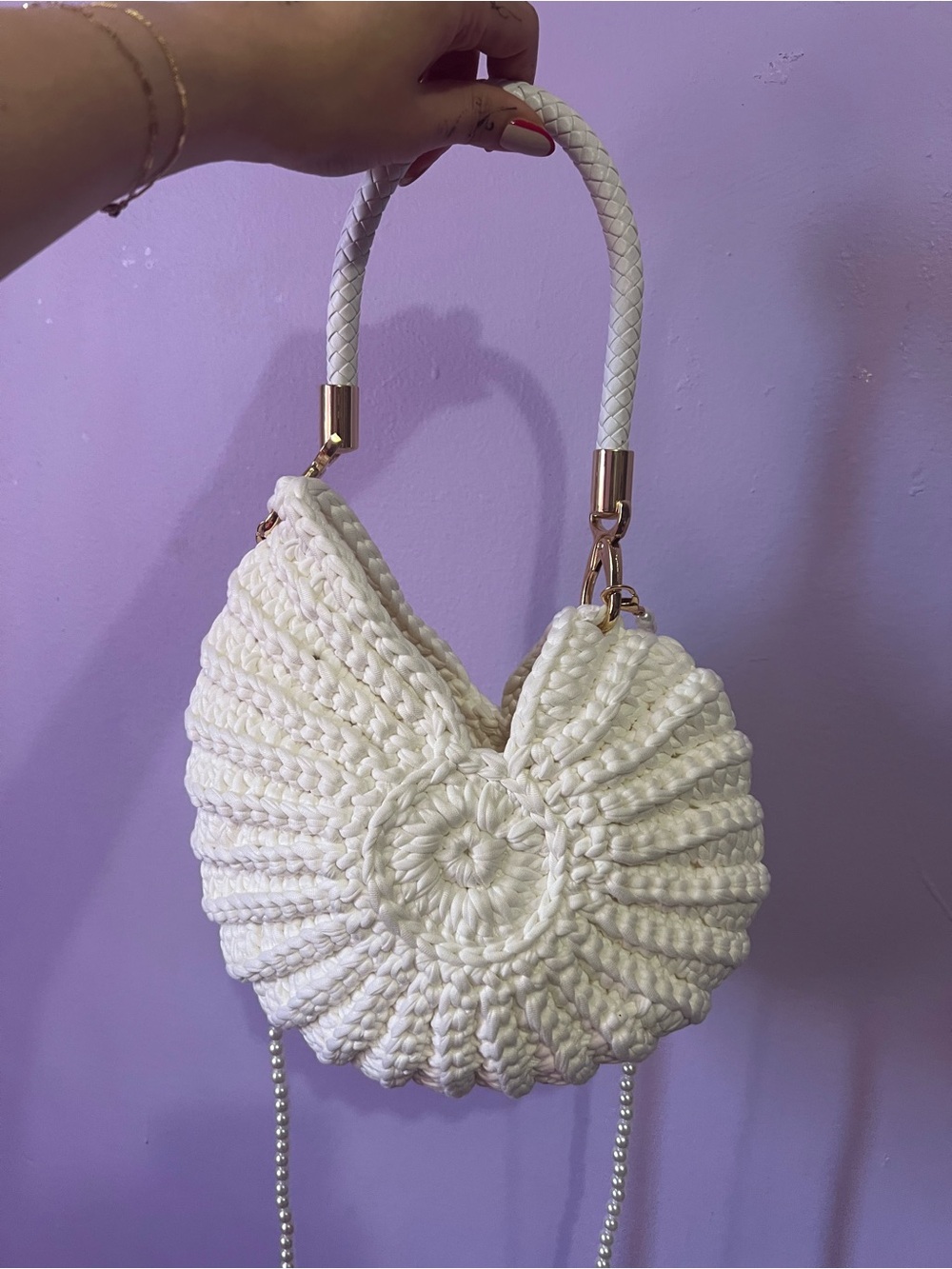 White handmade crochet SeaShell-Style Handbag